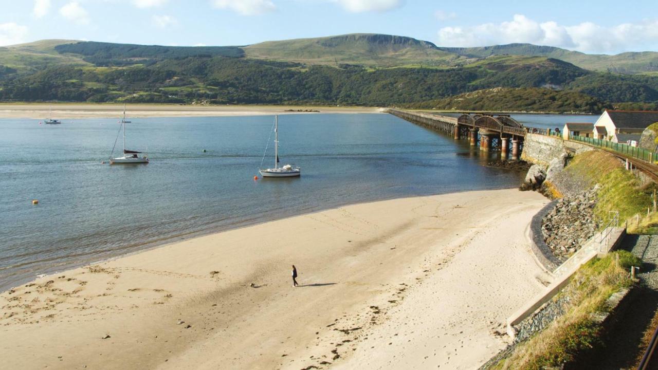 92 Barmouth Bay Holiday Park Llanddwywe Exteriör bild