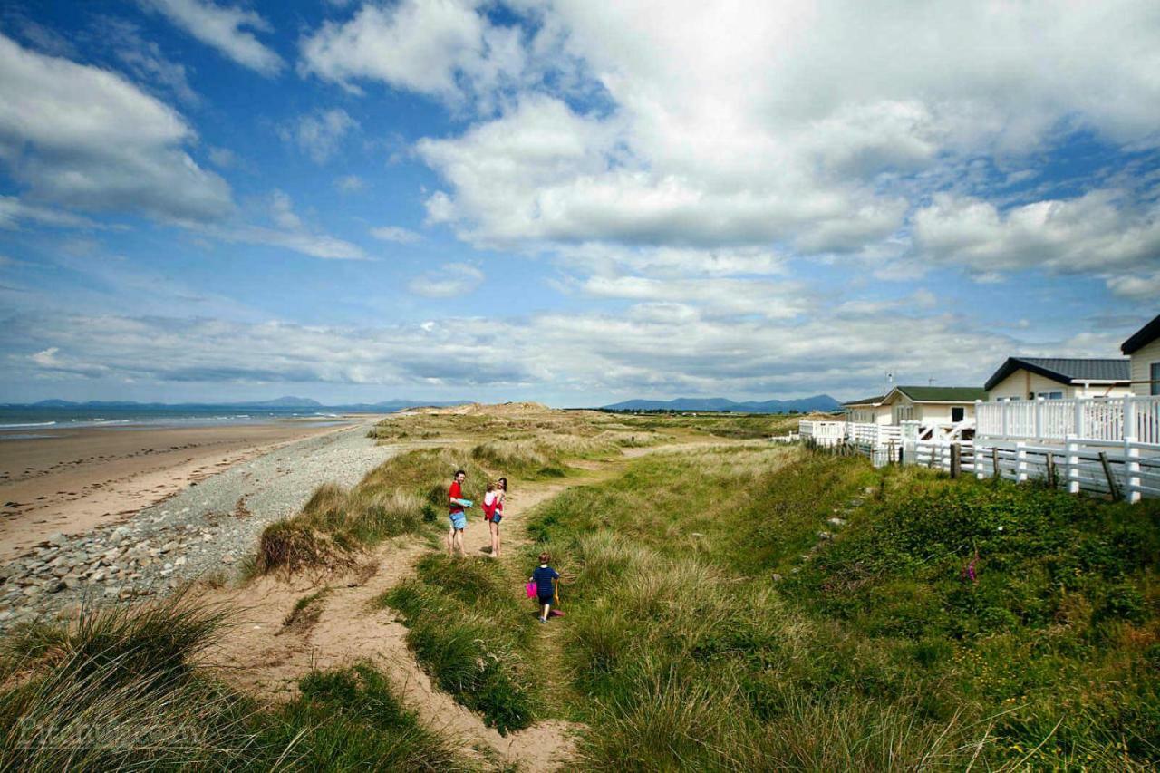 92 Barmouth Bay Holiday Park Llanddwywe Exteriör bild
